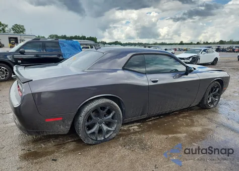 2016 Dodge Challenger R/T z USA, uszkodzony, nr VIN 2C3CDZBT2GH201907